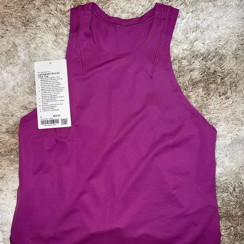 Lululemon light weight run kit tank top